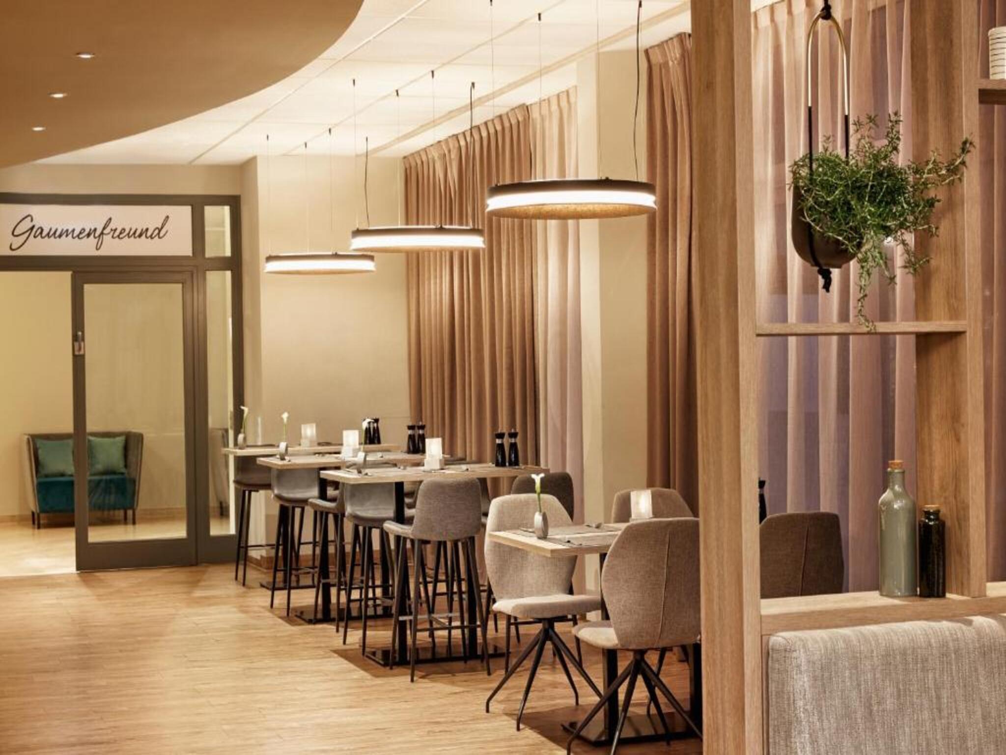 Hotel Restaurant
