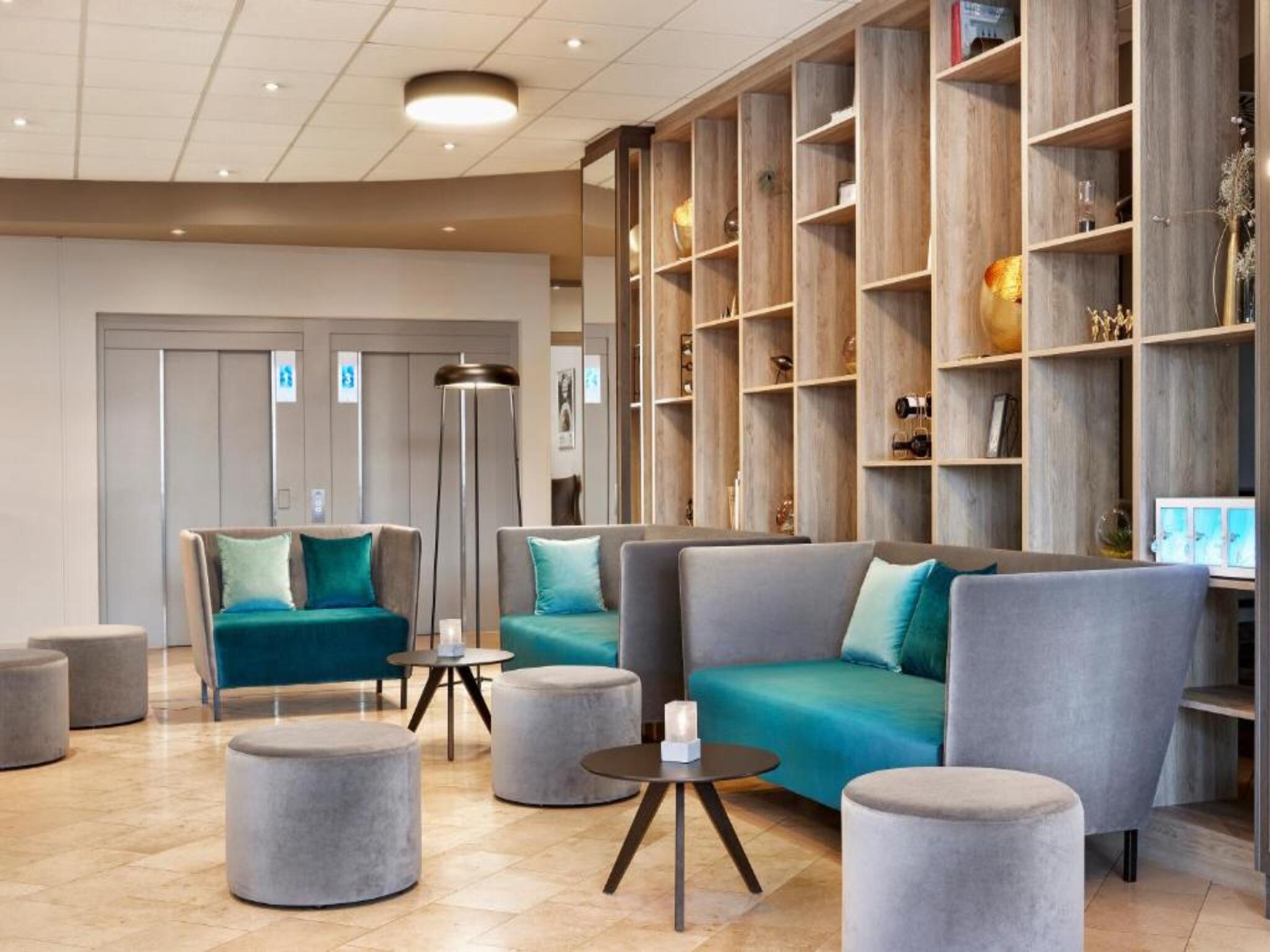 Modern Hotel Room